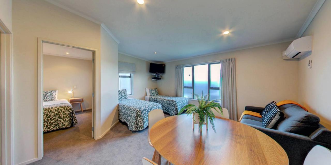 Alpine Lake Motel Таупо Экстерьер фото
